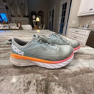 Hoka Running/tennis shoes